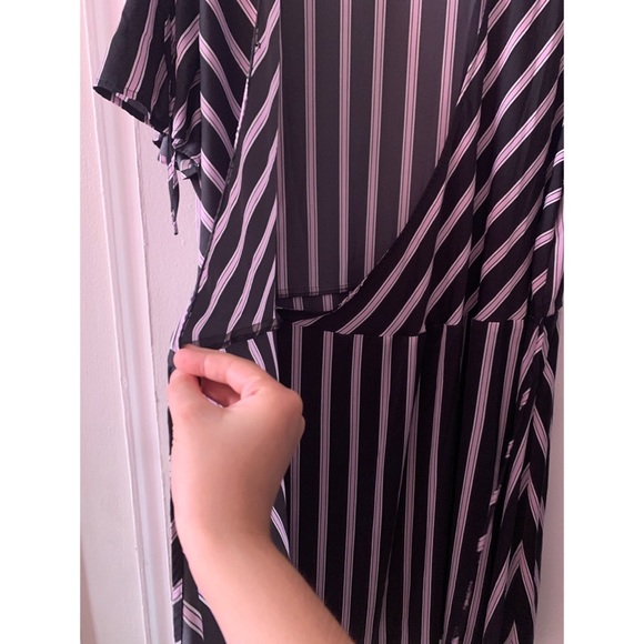 Wrap Dress - Picture 8 of 9